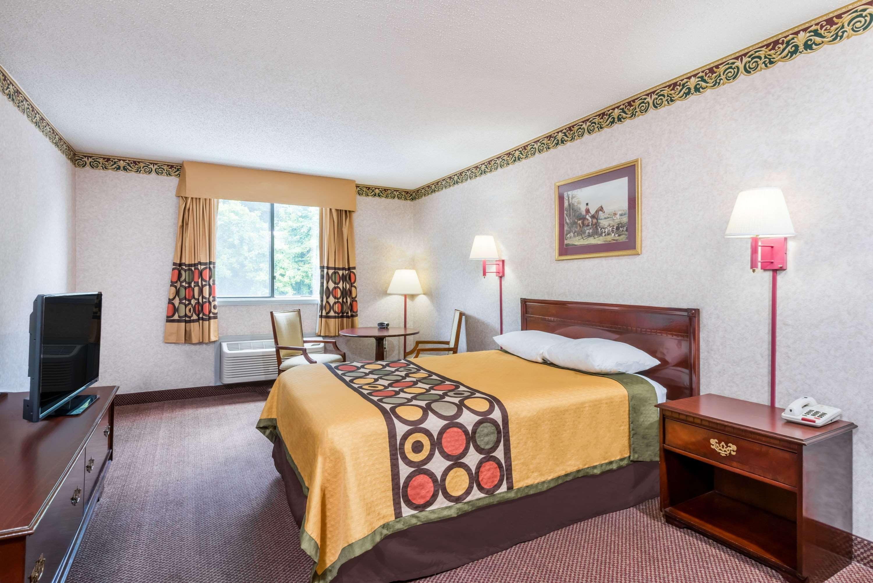 Super 8 By Wyndham Hancock Md מראה חיצוני תמונה